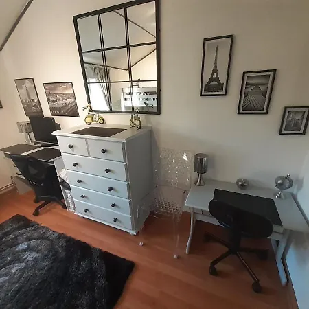 Le Point Du Jour Panzió 4*