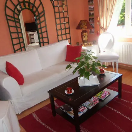Bed & Breakfast Le Point Du Jour *